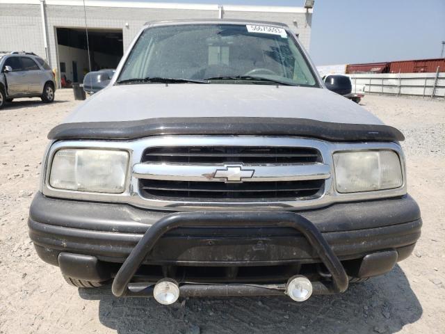 Photo 5 from auction – 2003 CHEVROLET TRACKER with VIN 2CNBJ18C736948123