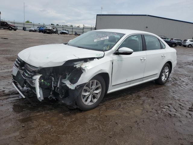 VOLKSWAGEN PASSAT S 2016 with VIN 1VWAT7A32GC026313 - Photo from auction
