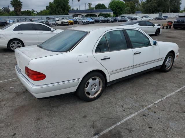 Photo 3 from auction – 1997 MERCEDES-BENZ E 420 with VIN WDBJF72F0VA213186