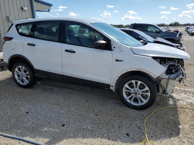 Photo 4 from auction – 2017 FORD ESCAPE S with VIN 1FMCU0F77HUA58063