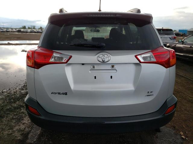 Photo 6 from auction – 2015 TOYOTA RAV4 LE with VIN JTMBFREV9FD136323