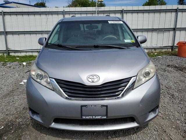 Photo 5 from auction – 2011 TOYOTA SIENNA LE with VIN 5TDKK3DC5BS078945