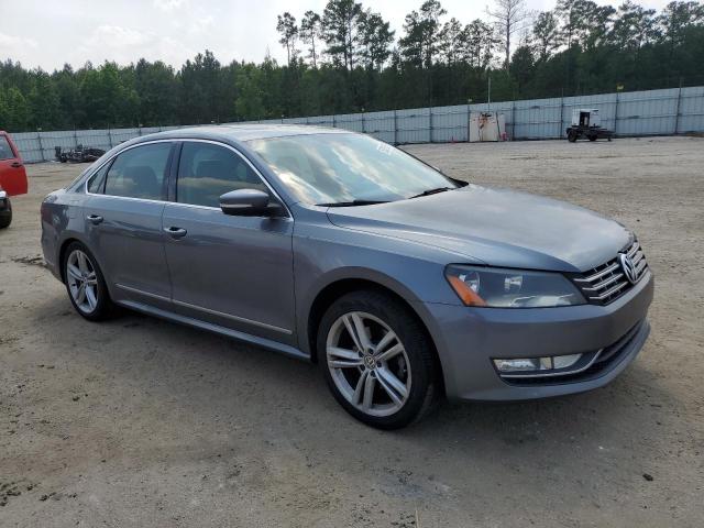 Photo 4 from auction – 2013 VOLKSWAGEN PASSAT SEL with VIN 1VWCN7A32DC075686