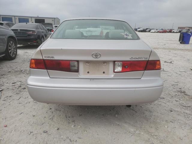 Photo 6 from auction – 2001 TOYOTA CAMRY CE with VIN 4T1BG22K01U067475