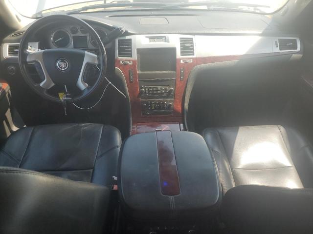 Photo 8 from auction – 2011 CADILLAC ESCALADE L with VIN 1GYS4BEFXBR293582