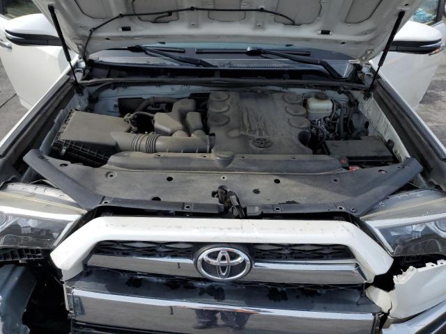 Photo 12 from auction – 2014 TOYOTA 4RUNNER SR with VIN JTEBU5JR9E5184240