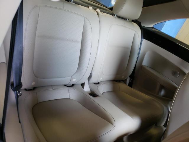 Photo 10 from auction – 2017 VOLKSWAGEN BEETLE SE with VIN 3VWJ17AT9HM622332