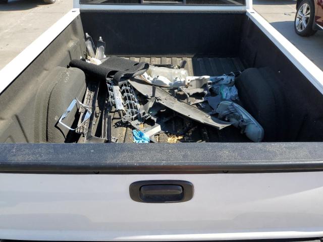 Photo 10 from auction – 2002 CHEVROLET SILVERADO with VIN 1GCEC14VX2Z176979