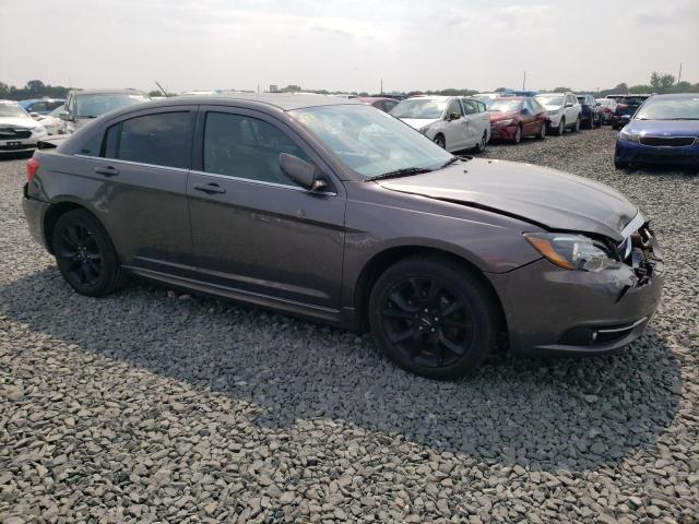 Photo 4 from auction – 2014 CHRYSLER 200 LIMITE with VIN 1C3CCBCG9EN193157