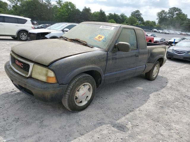 GMC SONOMA 2002 with VIN 1GTCS195528100918 - Photo from auction