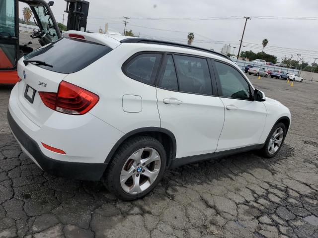 Photo 3 from auction – 2015 BMW X1 SDRIVE2 with VIN WBAVM1C52FVZ94487