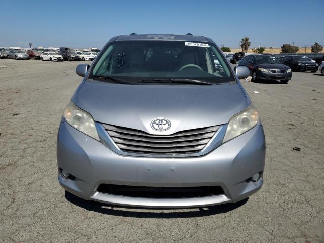 Photo 5 from auction – 2011 TOYOTA SIENNA XLE with VIN 5TDYK3DC3BS109202