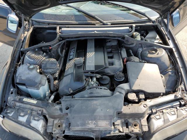 Photo 11 from auction – 2003 BMW 330 CI with VIN WBABN53483PH04643