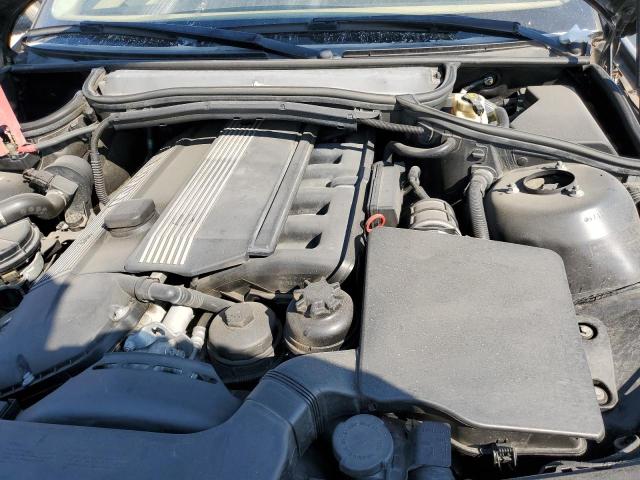 Photo 11 from auction – 2004 BMW 325 I with VIN WBAET37474NJ83975