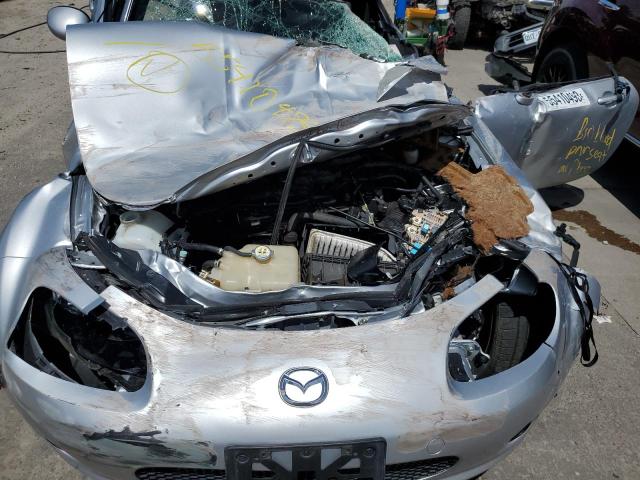 Photo 11 from auction – 2006 MAZDA MX-5 MIATA with VIN JM1NC25F960105084