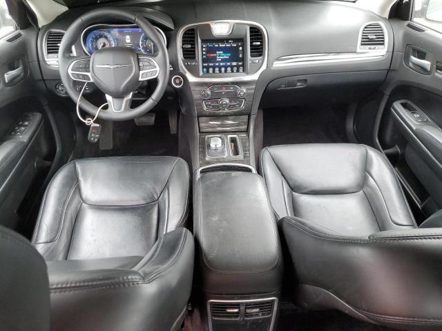 Photo 8 from auction – 2017 CHRYSLER 300 LIMITE with VIN 2C3CCAAG0HH663862