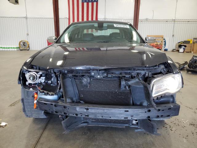 Photo 5 from auction – 2019 CHRYSLER 300 LIMITE with VIN 2C3CCAEG2KH536385