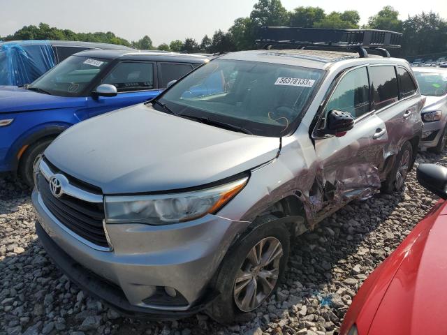 TOYOTA HIGHLANDER 2015 with VIN 5TDBKRFH7FS172990 - Photo from auction
