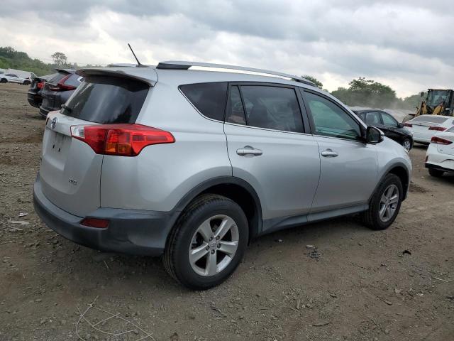 Photo 3 from auction – 2014 TOYOTA RAV4 XLE with VIN 2T3WFREV9EW129696