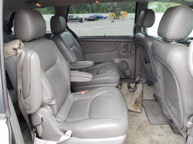 Photo 11 from auction – 2004 TOYOTA SIENNA XLE with VIN 5TDZA22C94S048414