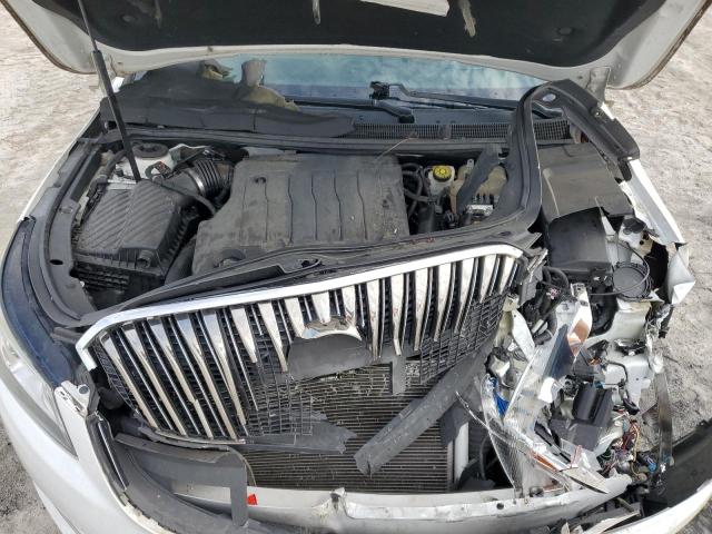 Photo 11 from auction – 2016 BUICK LACROSSE with VIN 1G4GB5G31GF179402