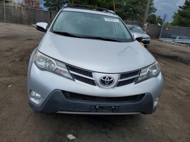 Photo 5 from auction – 2015 TOYOTA RAV4 LIMIT with VIN JTMDFREV6FD168963