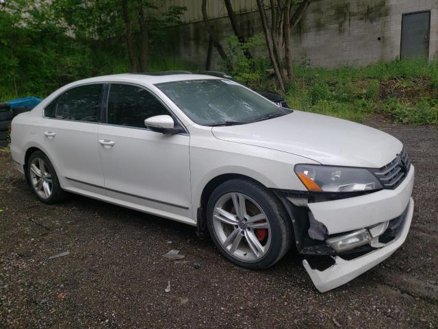 Photo 4 from auction – 2012 VOLKSWAGEN PASSAT SEL with VIN 1VWCN7A37CC096919