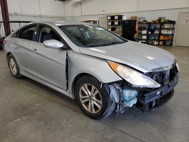 Photo 4 from auction – 2014 HYUNDAI SONATA GLS with VIN 5NPEB4AC7EH868765