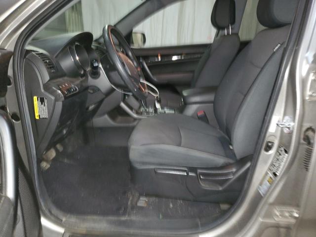 Photo 7 from auction – 2013 KIA SORENTO LX with VIN 5XYKTCA65DG333797
