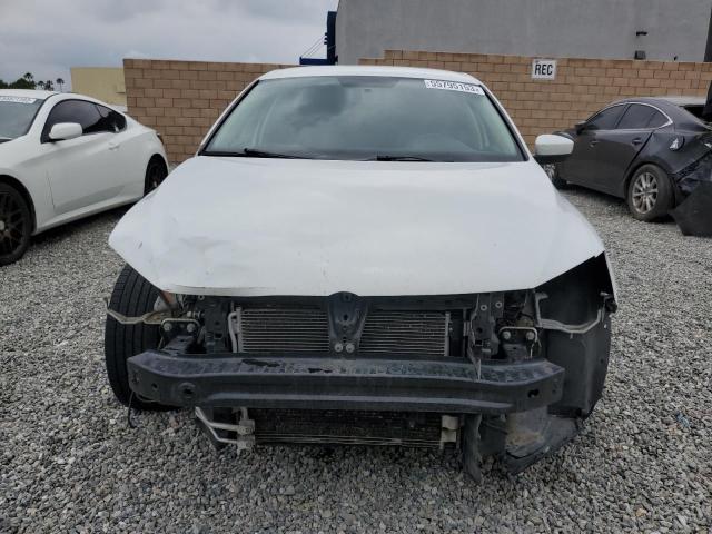 Photo 5 from auction – 2017 VOLKSWAGEN JETTA S with VIN 3VW2B7AJ6HM272416