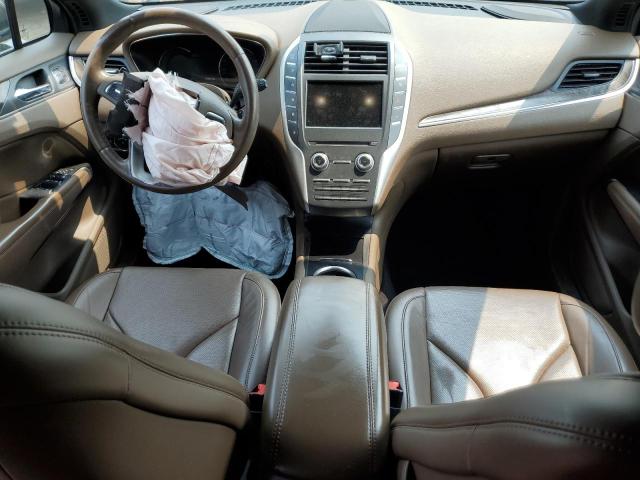 Photo 8 from auction – 2017 LINCOLN MKC RESERV with VIN 5LMCJ3D96HUL69074