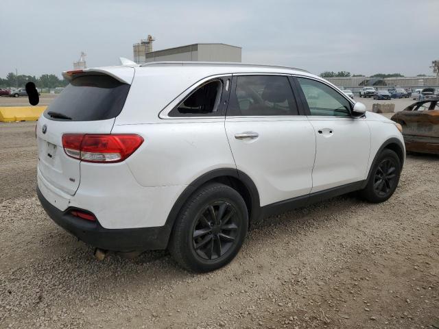 Photo 3 from auction – 2016 KIA SORENTO LX with VIN 5XYPG4A38GG014985