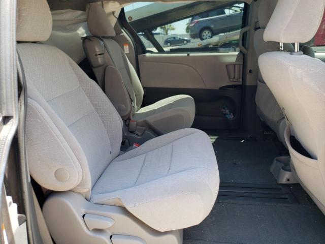 Photo 11 from auction – 2017 TOYOTA SIENNA LE with VIN 5TDKZ3DC6HS890484