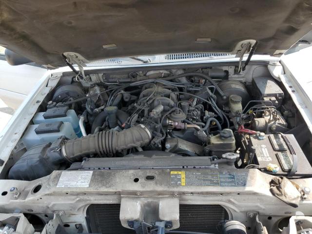 Photo 11 from auction – 2005 FORD EXPLORER S with VIN 1FMZU67K45UB56429