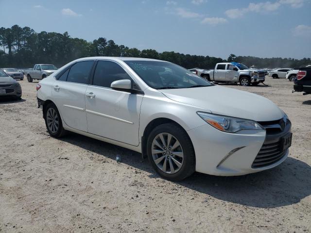 Photo 4 from auction – 2017 TOYOTA CAMRY /LE/ with VIN 4T1BF1FK5HU644907