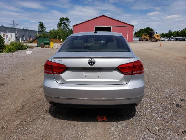 Photo 6 from auction – 2012 VOLKSWAGEN PASSAT SEL with VIN 1VWCN7A33CC091359