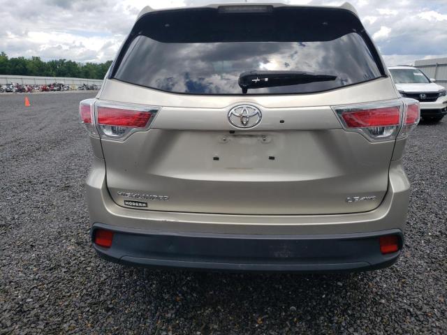 Photo 6 from auction – 2016 TOYOTA HIGHLANDER with VIN 5TDBKRFH6GS343665