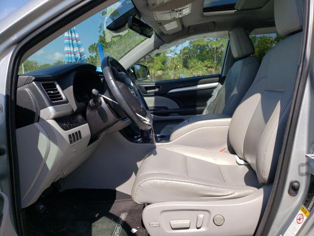 Photo 7 from auction – 2018 TOYOTA HIGHLANDER with VIN 5TDKZRFH4JS546282