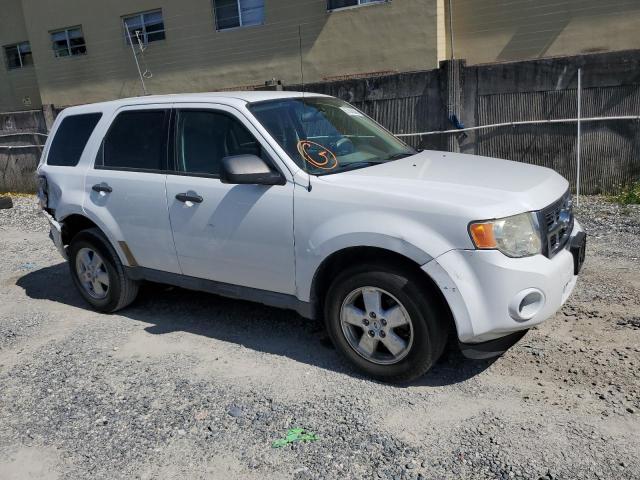 Photo 4 from auction – 2009 FORD ESCAPE XLS with VIN 1FMCU02759KB96056