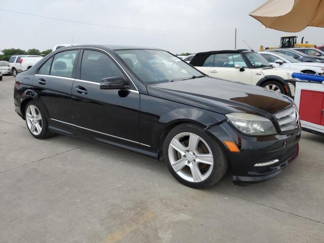 Photo 4 from auction – 2011 MERCEDES-BENZ C 300 with VIN WDDGF5EB5BR158438