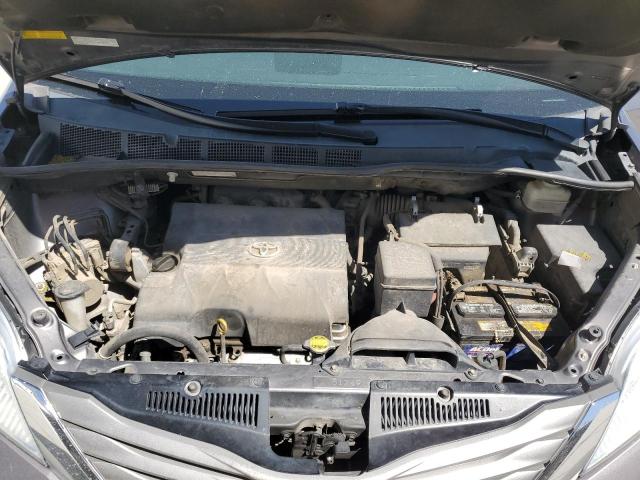 Photo 11 from auction – 2011 TOYOTA SIENNA XLE with VIN 5TDDK3DC2BS019358