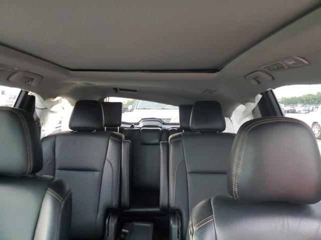 Photo 10 from auction – 2019 TOYOTA HIGHLANDER with VIN 5TDYZRFH0KS294302