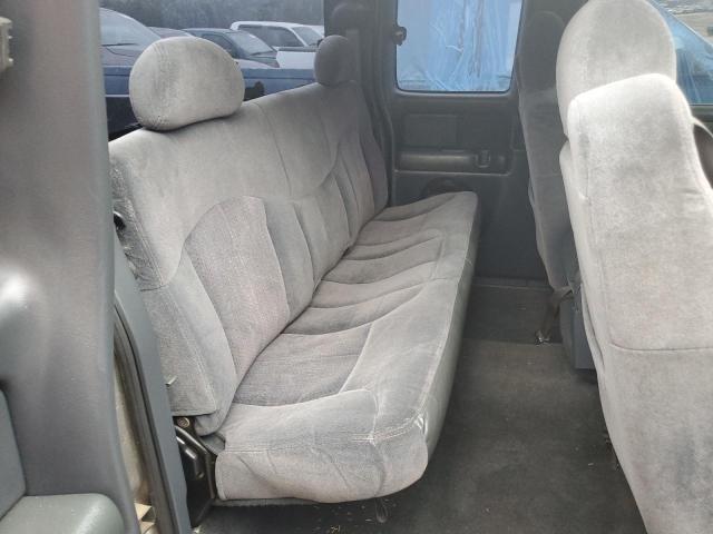 Photo 10 from auction – 2001 CHEVROLET SILVERADO with VIN 2GCEC19VX11150978