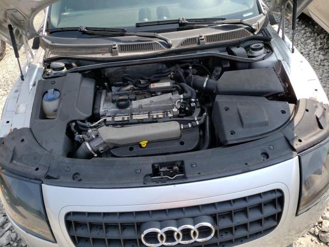 Photo 11 from auction – 2004 AUDI TT with VIN TRUTC28N941013044