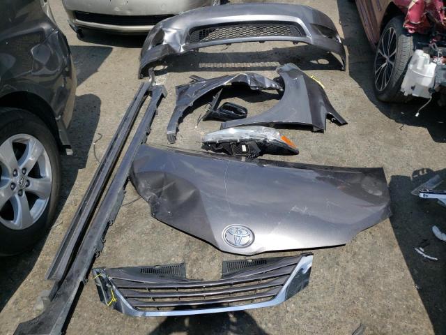 Photo 13 from auction – 2016 TOYOTA SIENNA LE with VIN 5TDKK3DC8GS716810