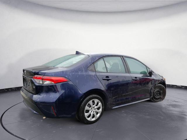 Photo 3 from auction – 2022 TOYOTA COROLLA LE with VIN 5YFEPMAE3NP328366