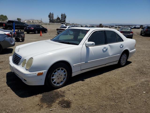 صورة رقم 1 من المزاد - 2001 MERCEDES-BENZ E 320 مع VIN WDBJF65J61B192049