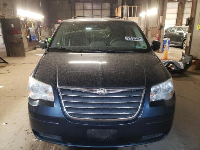 Photo 5 from auction – 2009 CHRYSLER TOWN & COU with VIN 2A8HR44E19R616775