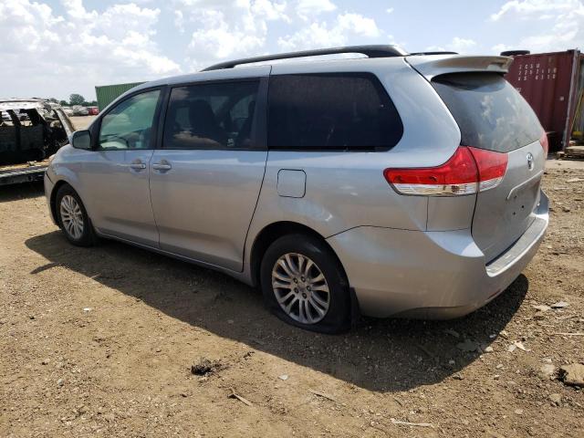 Photo 2 from auction – 2014 TOYOTA SIENNA XLE with VIN 5TDYK3DC2ES431642