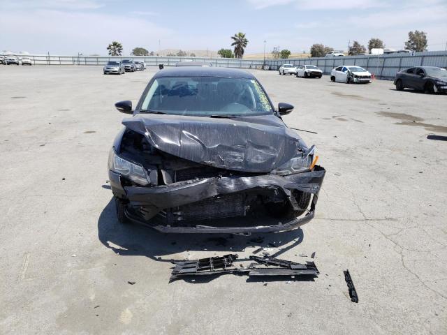 Photo 5 from auction – 2016 VOLKSWAGEN PASSAT S with VIN 1VWAT7A31GC041885